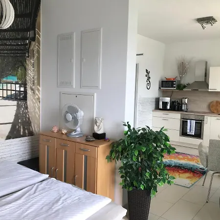 Διαμέρισμα Zernsee-perle An Der Hafenpromenade In *