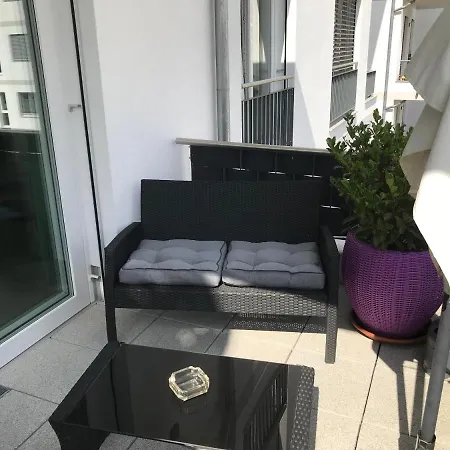 Zernsee-perle An Der Hafenpromenade In Werder (Havel)