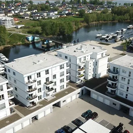 Διαμέρισμα Zernsee-perle An Der Hafenpromenade In