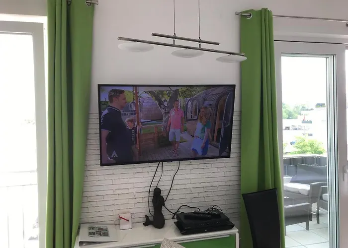 Zernsee-perle An Der Hafenpromenade In Lejlighed *