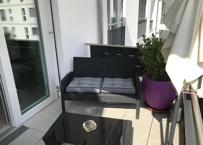 Zernsee-perle An Der Hafenpromenade In Werder (Havel)